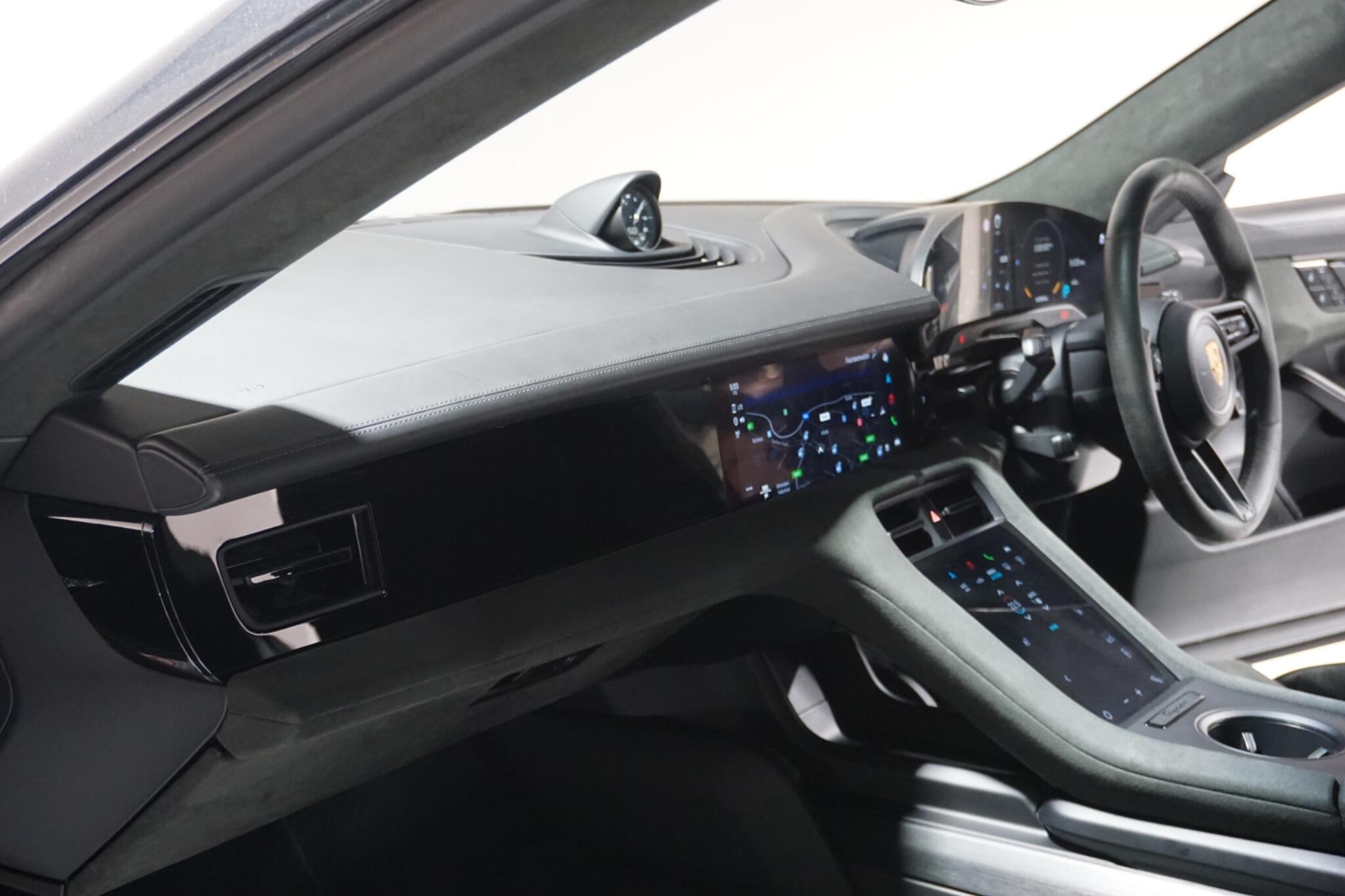 Porsche Taycan Performance Plus 93.4kWh GTS Sport Turismo 5dr Electric Auto 4WD (11kW Charger) (598 ps)